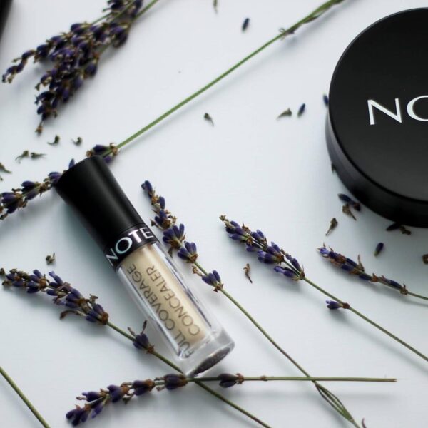 LIQUID CONCEALER